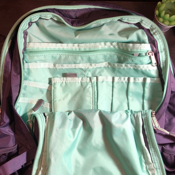 The North Face Borealis Backpack - Picture 4 of 4